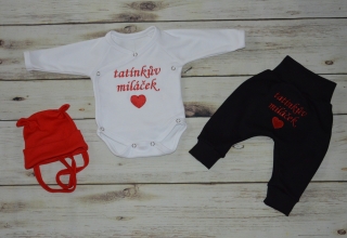  Dětská souprava s výšivkou na přání